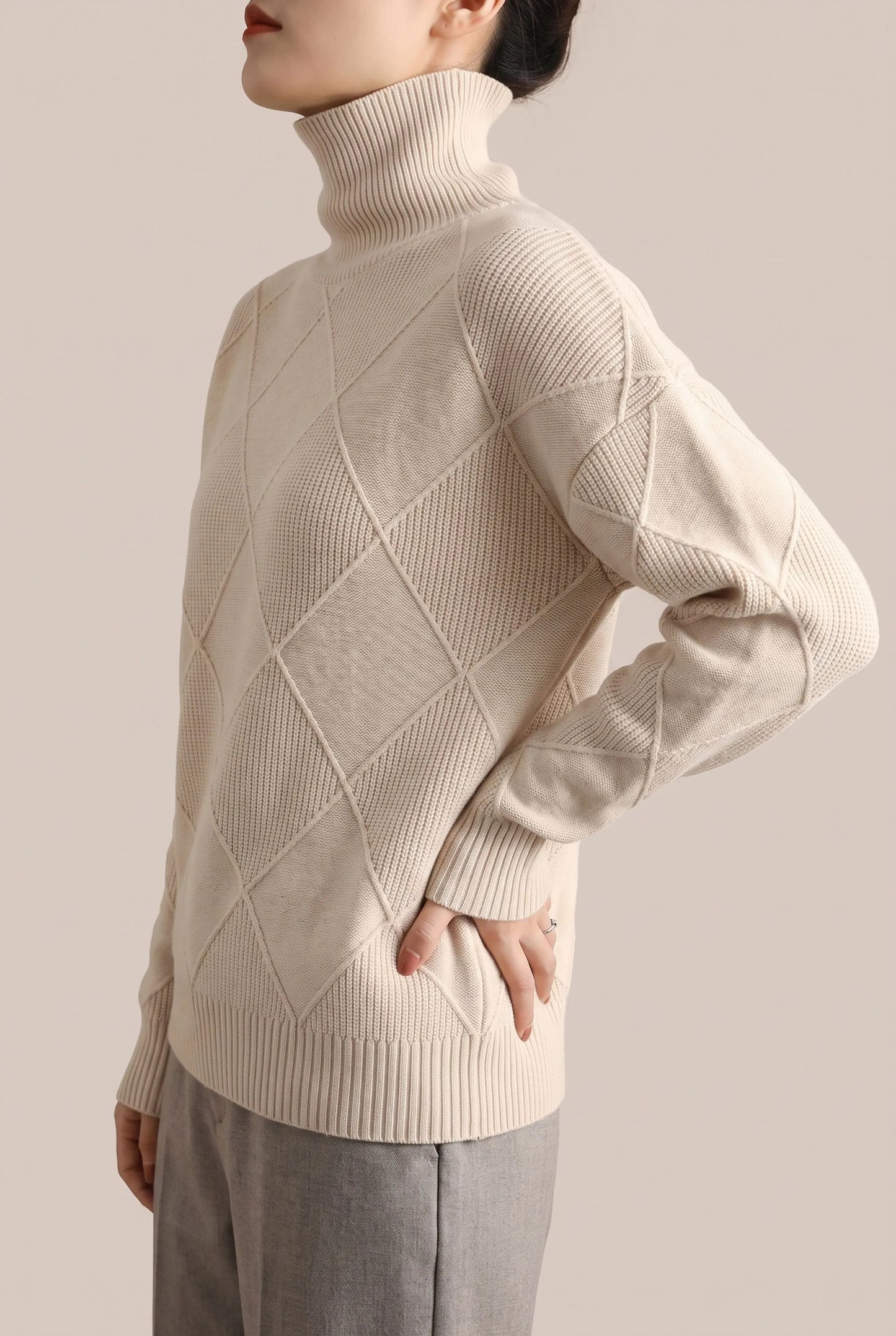 Auresa | Sweter W Romby Damski