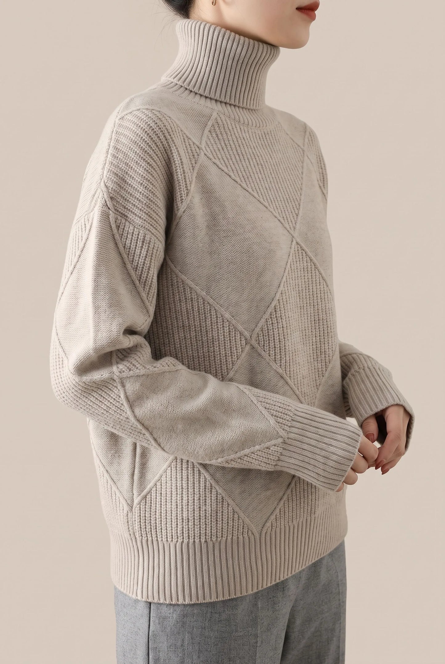 Auresa | Sweter W Romby Damski