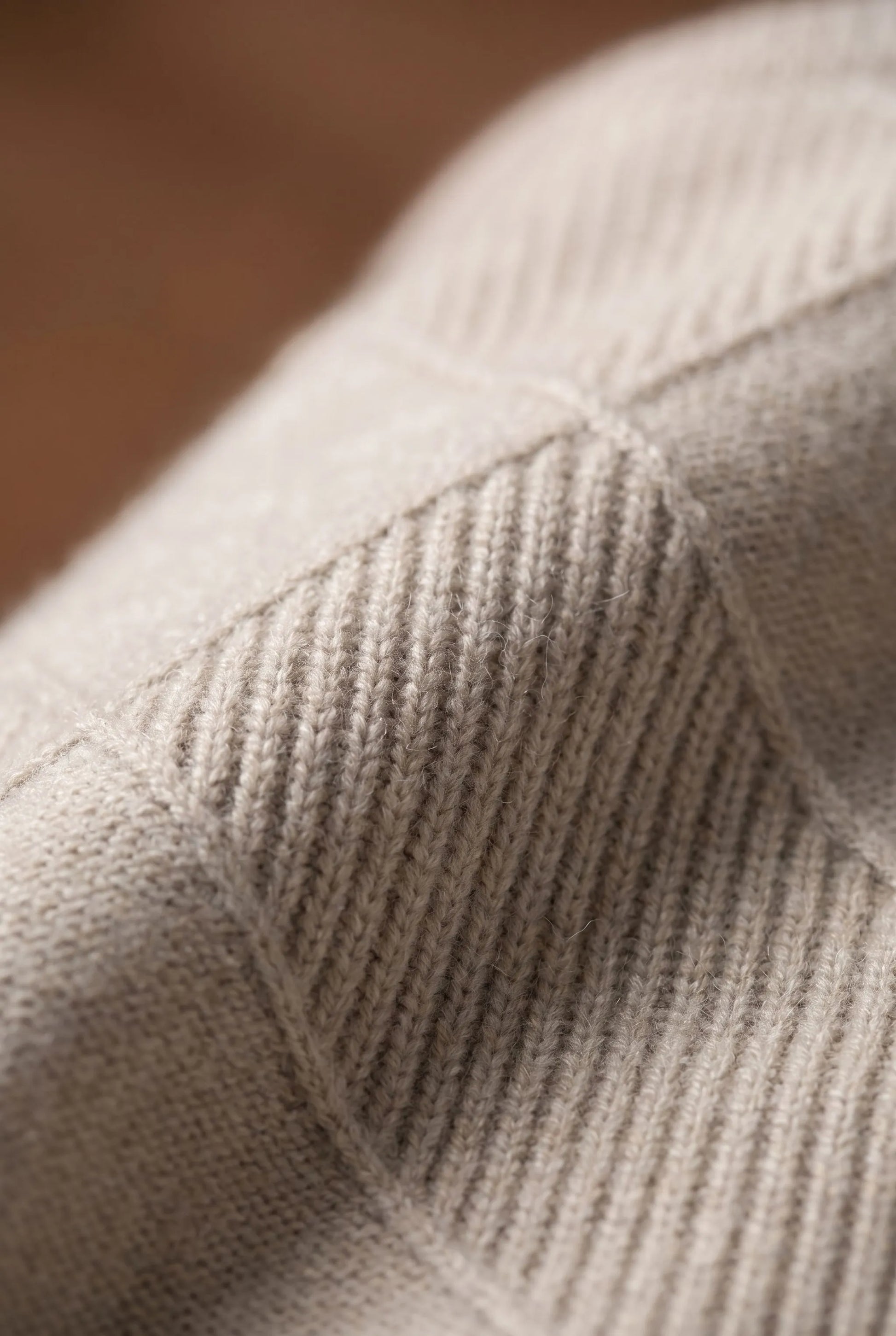 Auresa | Sweter W Romby Damski