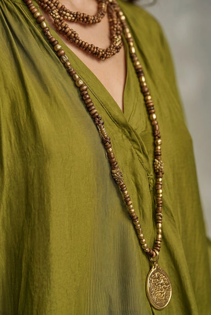 Bohella | Oliwkowa Sukienka Maxi W Swobodnym Fasonie