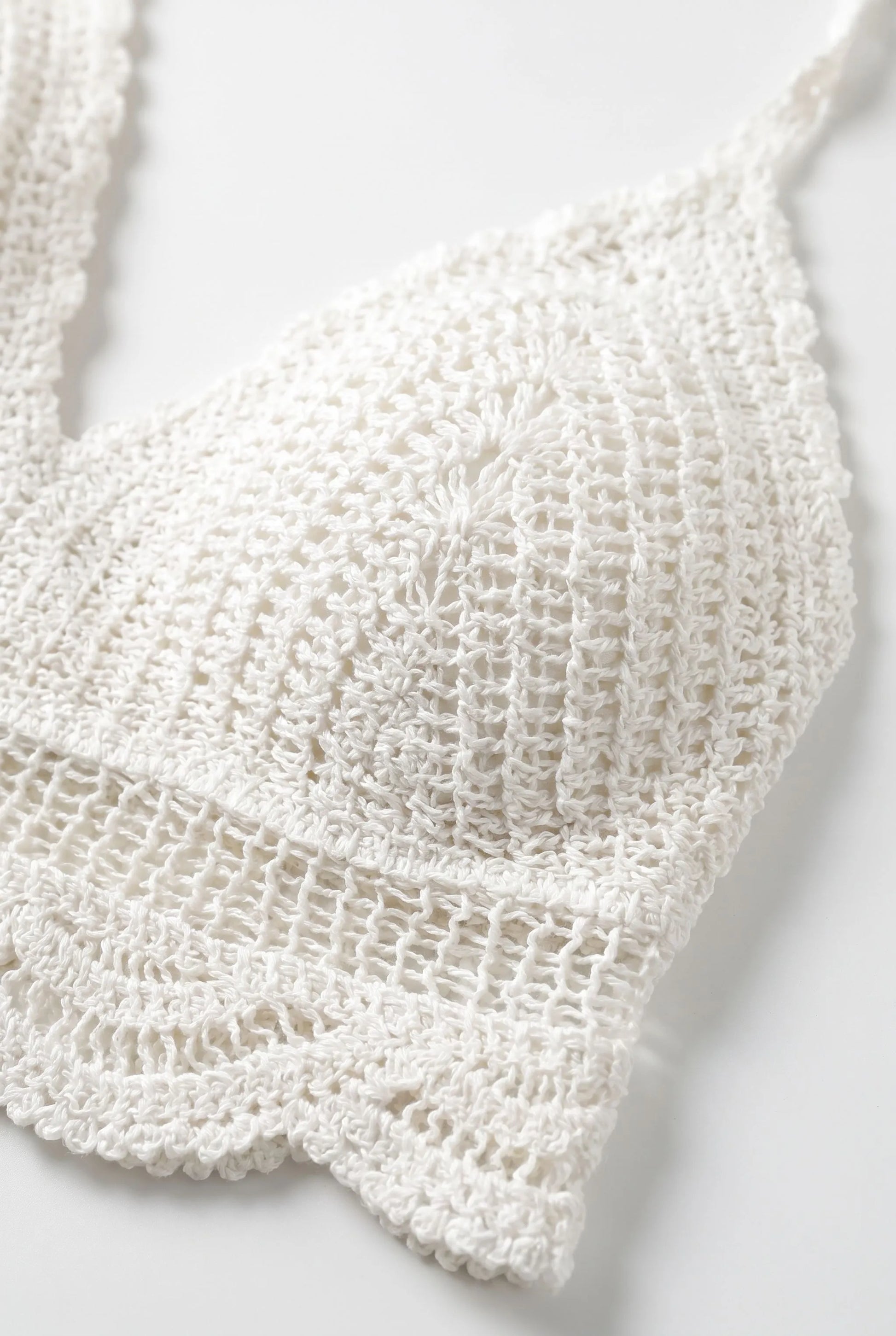 Bohema | Krótki Szydełkowy Top W Stylu Boho