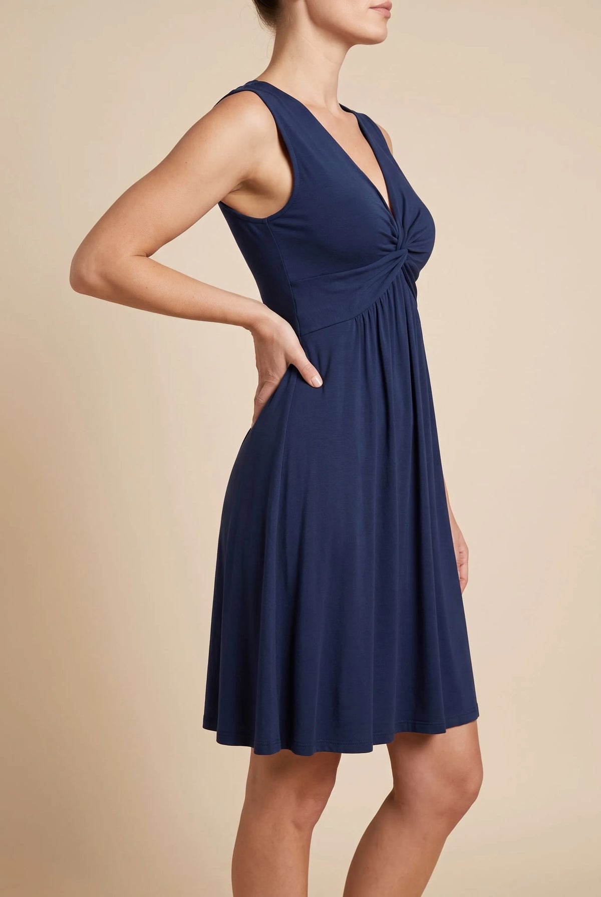 Celoni | Elegancka Sukienka Koktajlowa Mini Z Marszczeniem