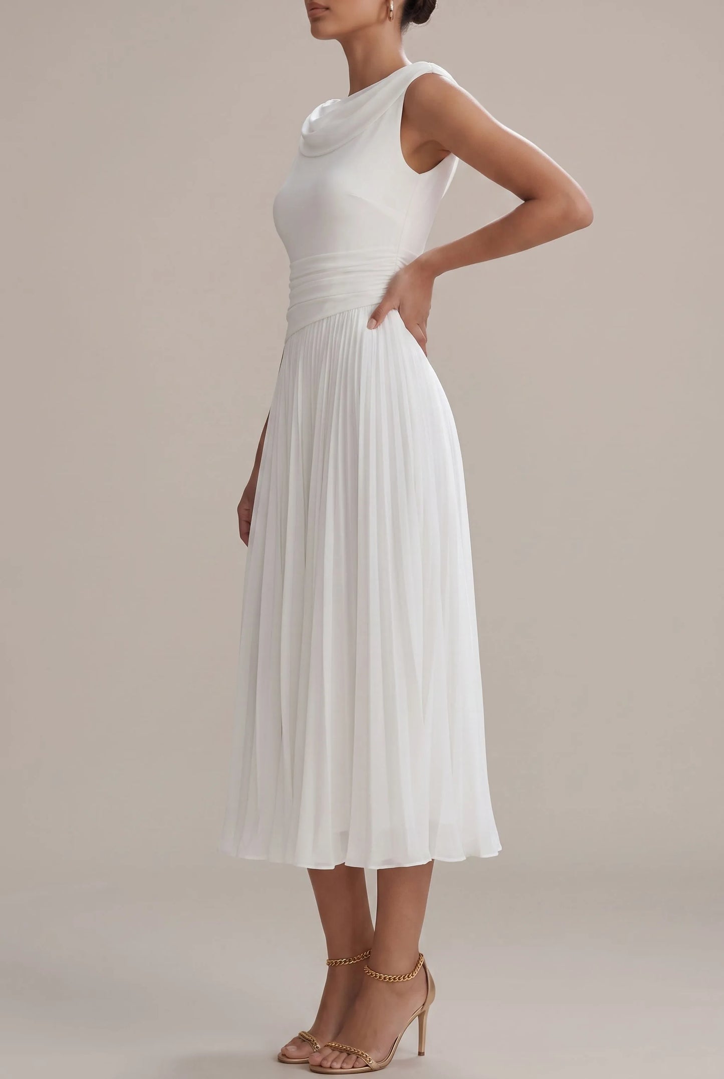 Elytia | Elegancka Plisowana Sukienka Midi