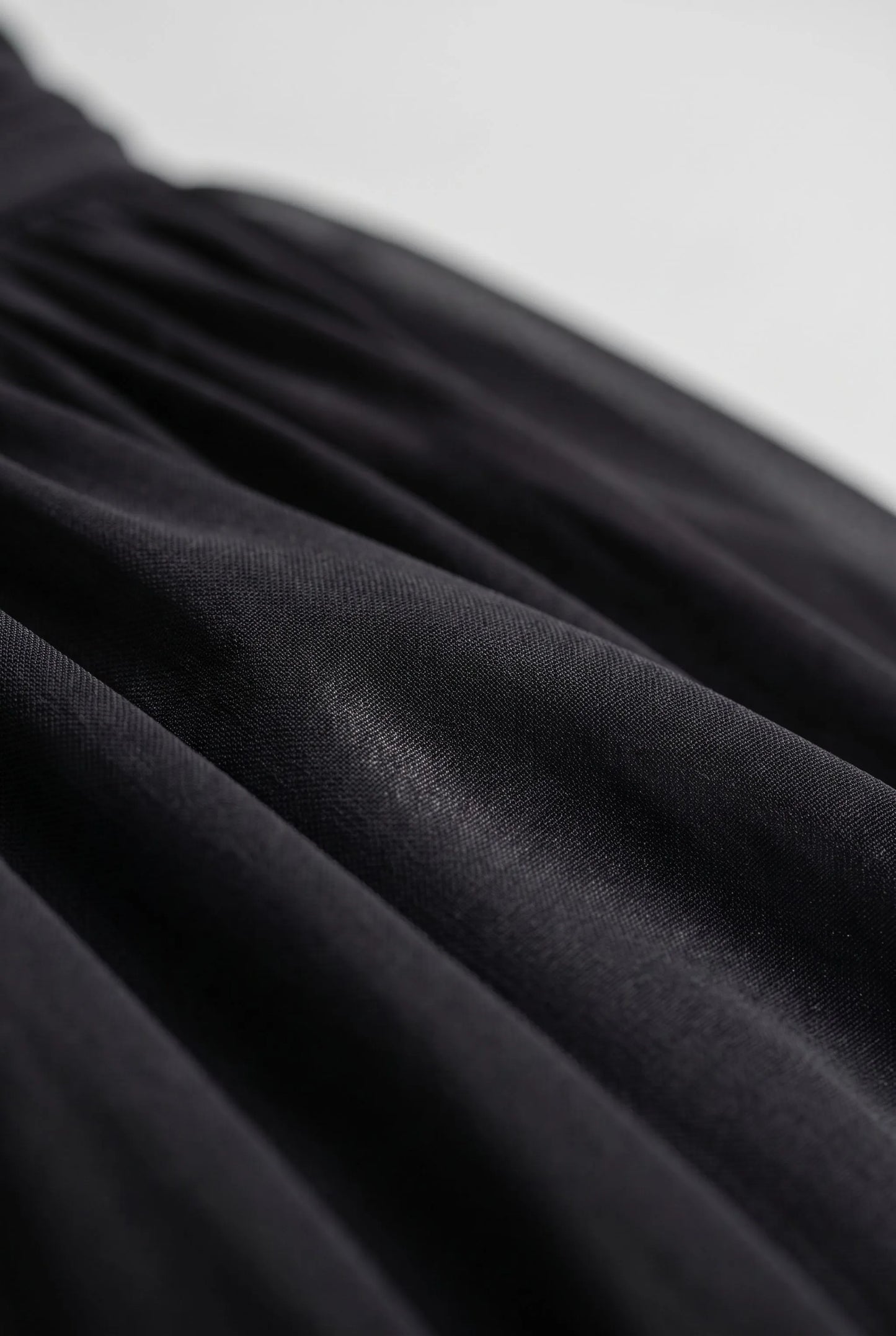 Elytia | Elegancka Plisowana Sukienka Midi