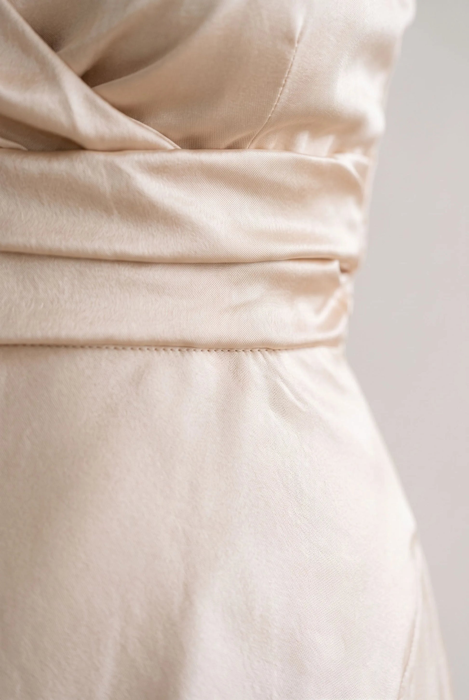 Evelia | Langes Abendkleid Mit Beinschlitz