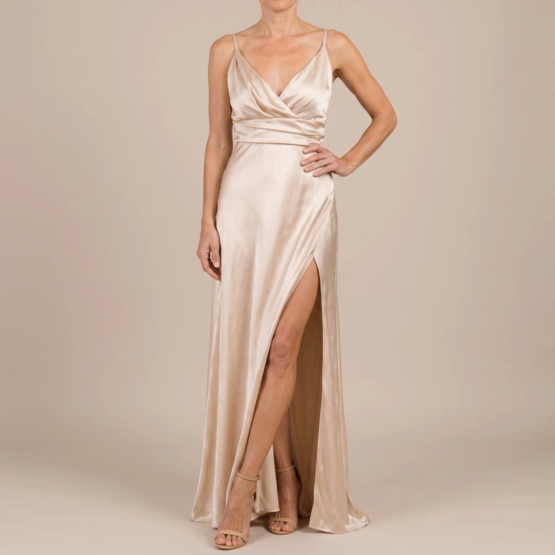 Evelia | Langes Abendkleid Mit Beinschlitz