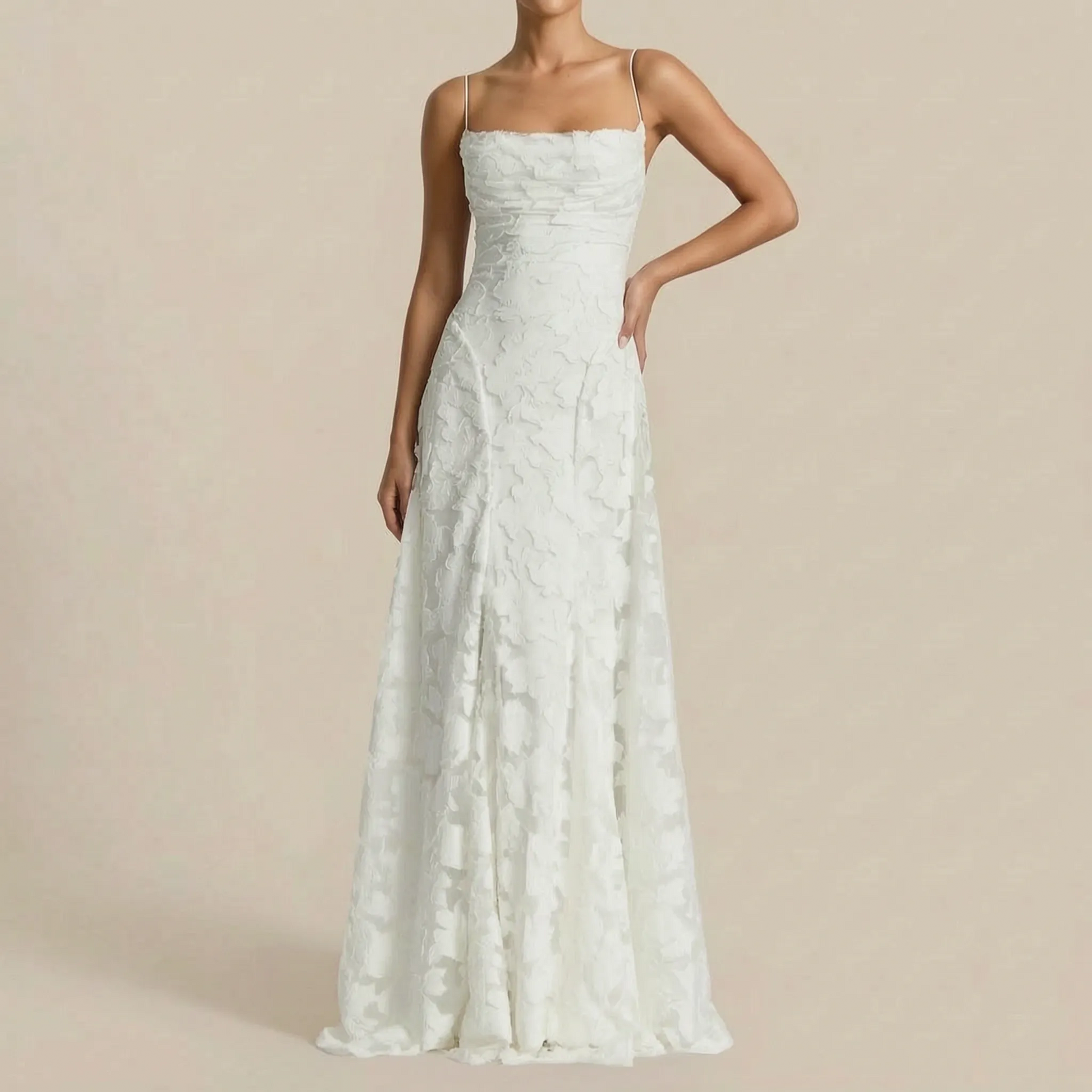 Floralia | Elegancka Sukienka Maxi Na Cienkich Ramiączkach