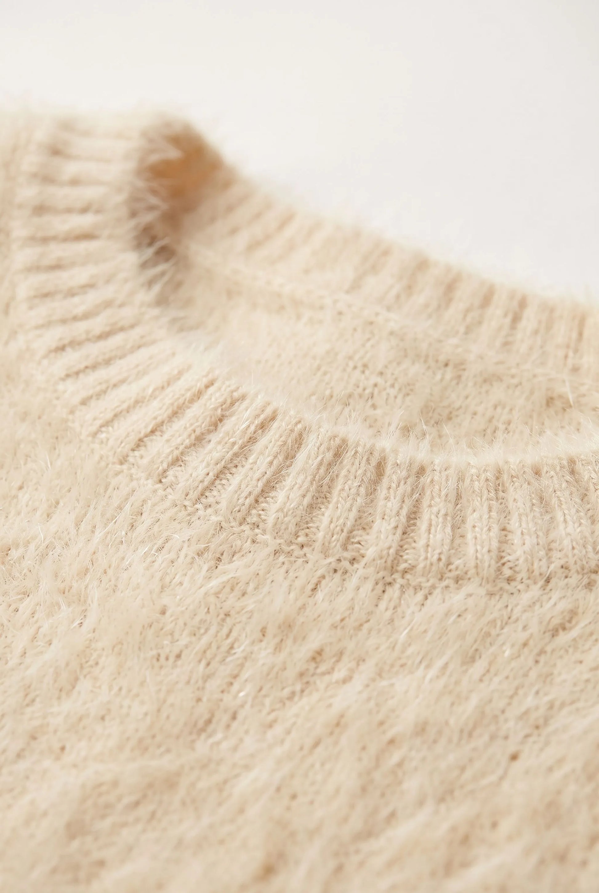 Fluffis | Puszysty Sweter Damski O Luźnym Kroju