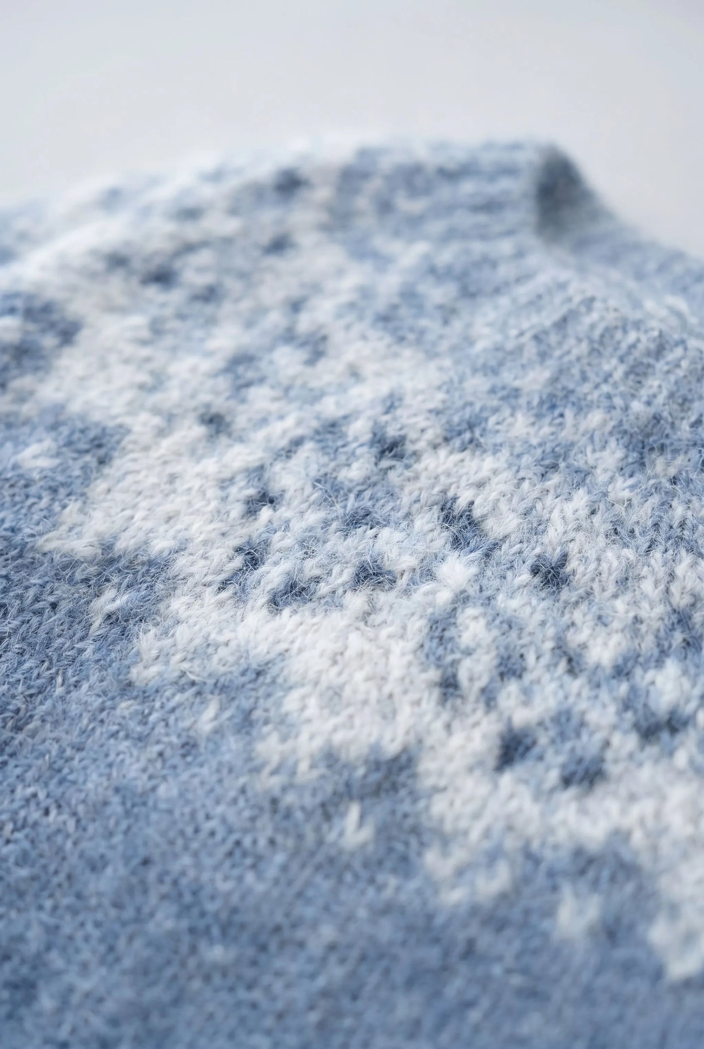 Frostlyn | Klasyczny Damski Sweter Zimowy