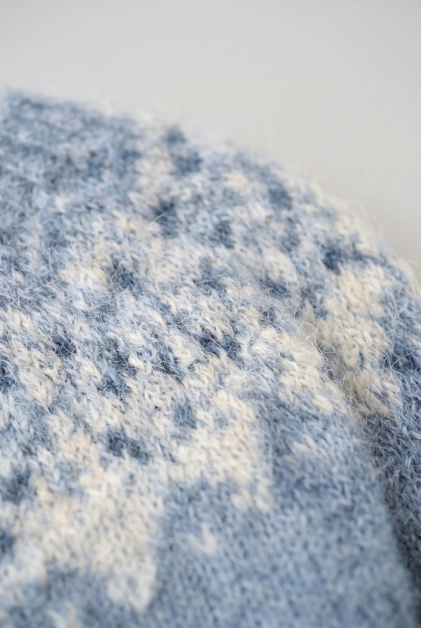 Frostlyn | Klasyczny Damski Sweter Zimowy