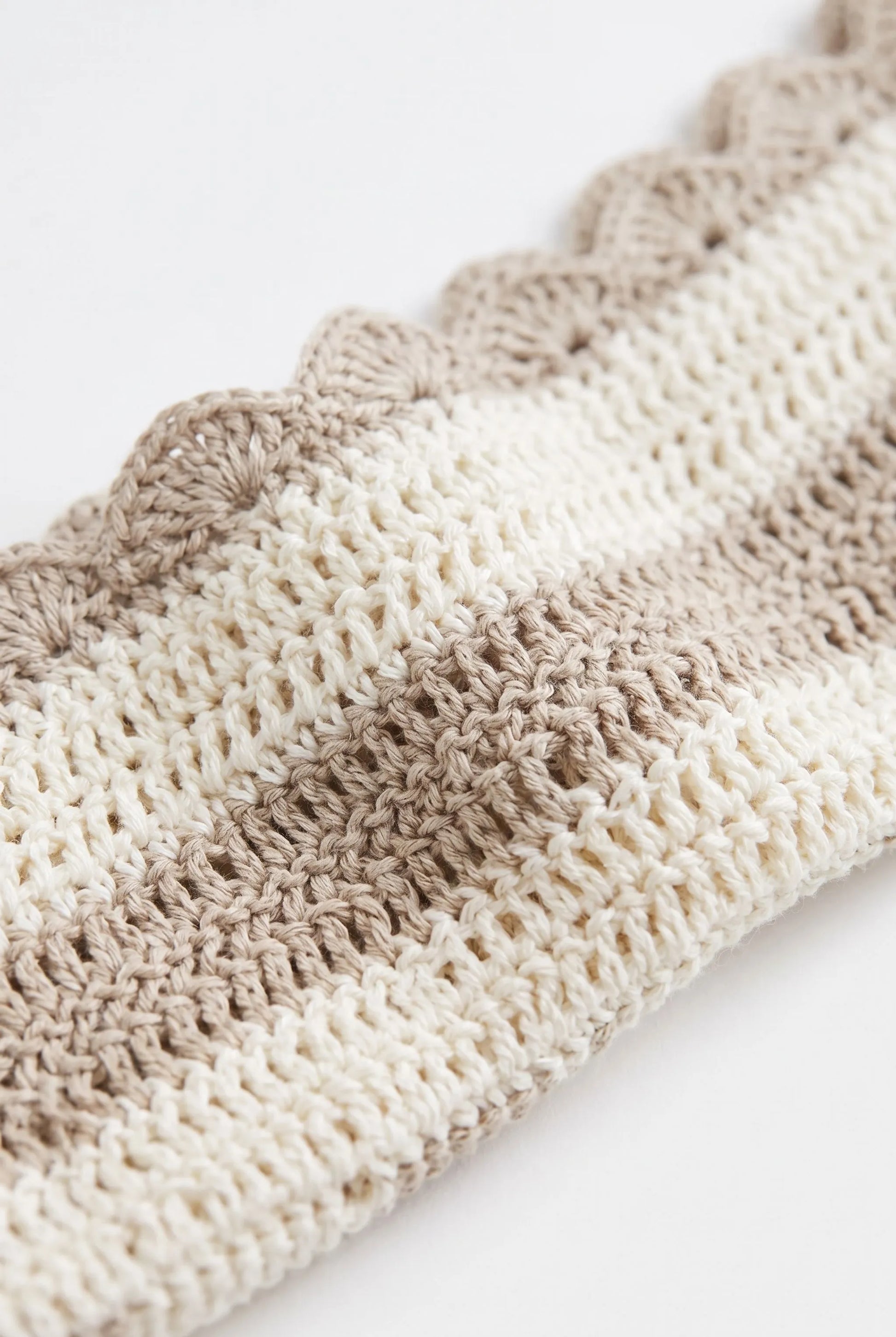 Knitra | Dwuczęściowy Pasiasty Komplet Szydełkowy
