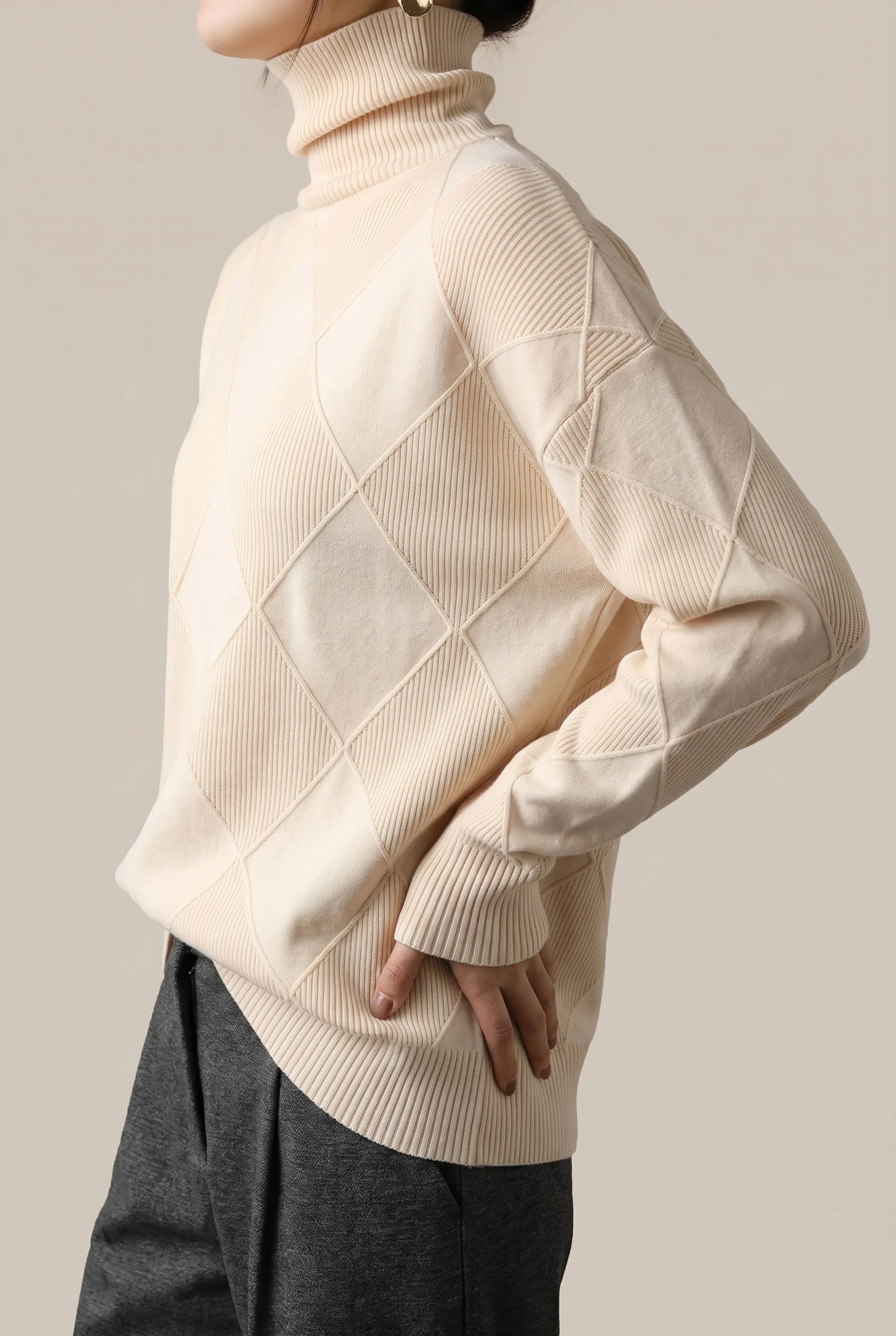 Knitrix | Sweter Typu Golf Z Wyrazistym Splotem