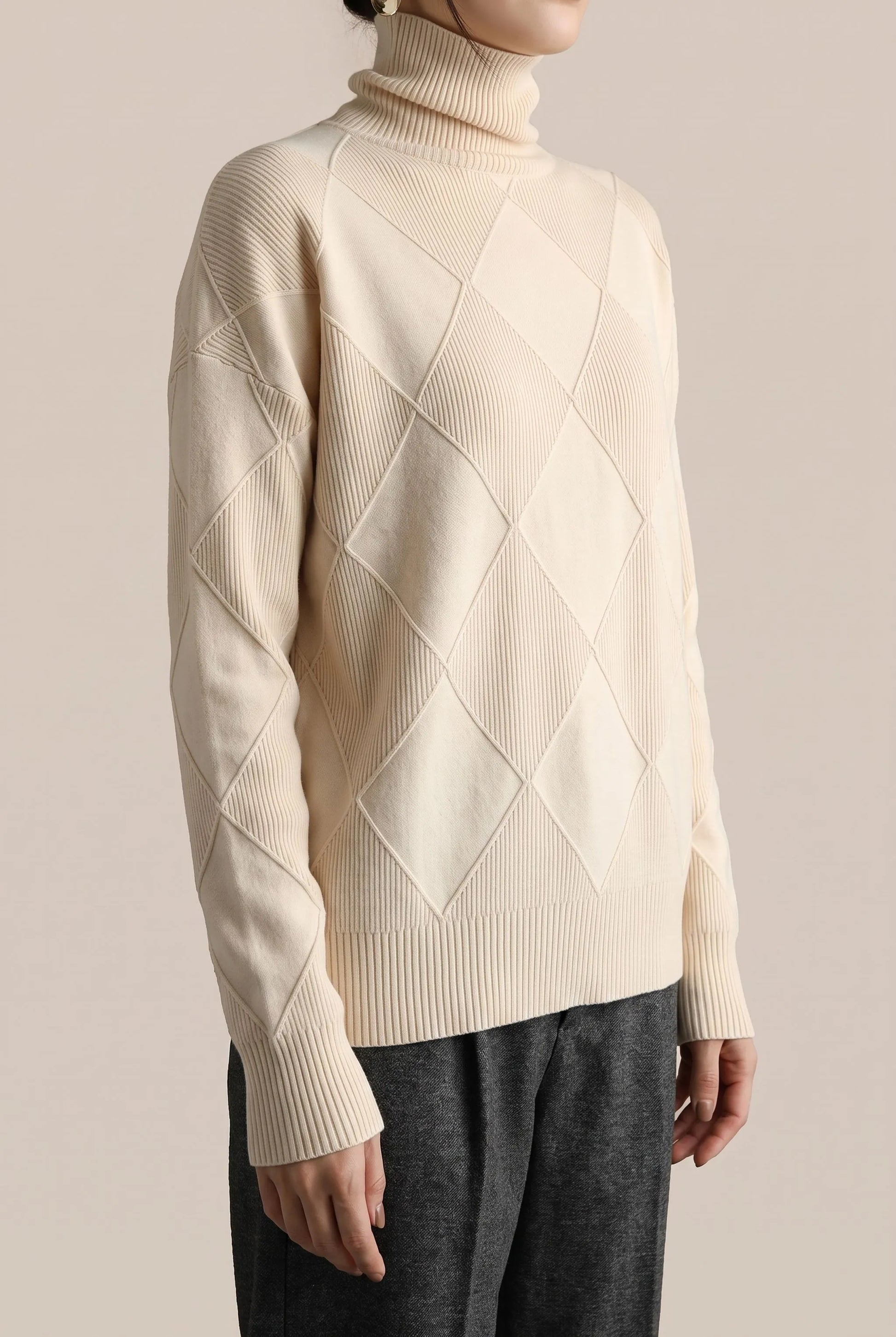 Knitrix | Sweter Typu Golf Z Wyrazistym Splotem