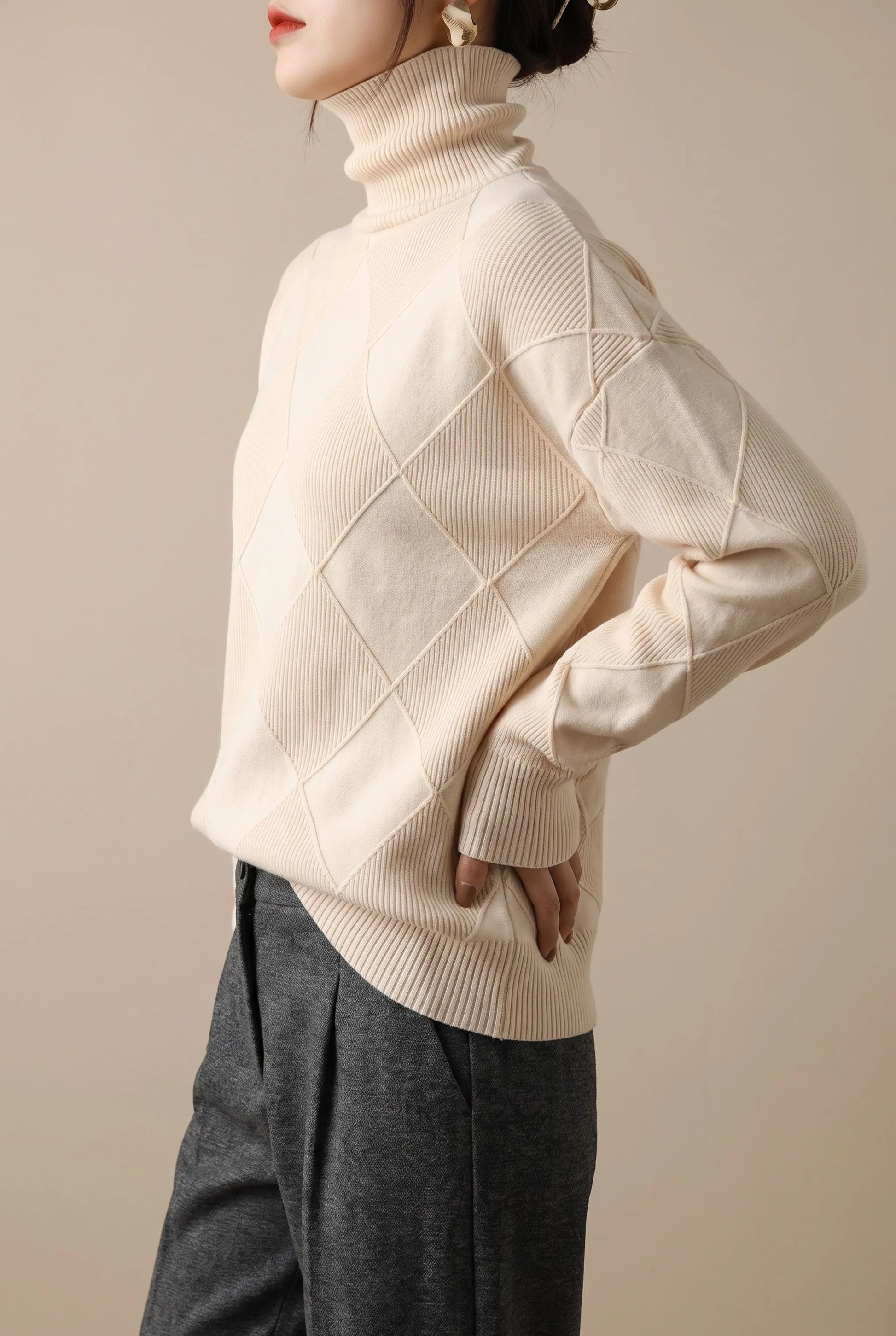 Knitrix | Sweter Typu Golf Z Wyrazistym Splotem