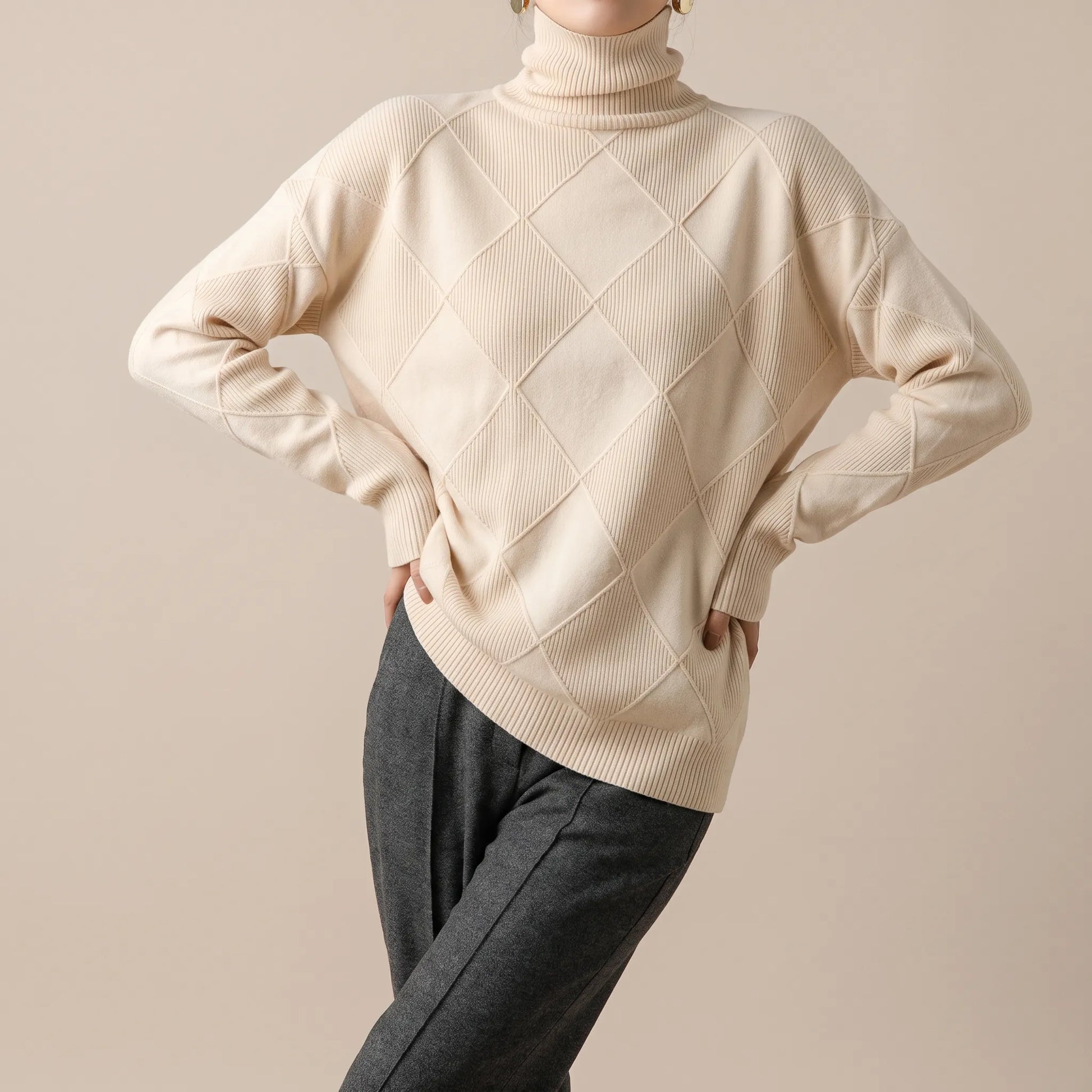Knitrix | Sweter Typu Golf Z Wyrazistym Splotem