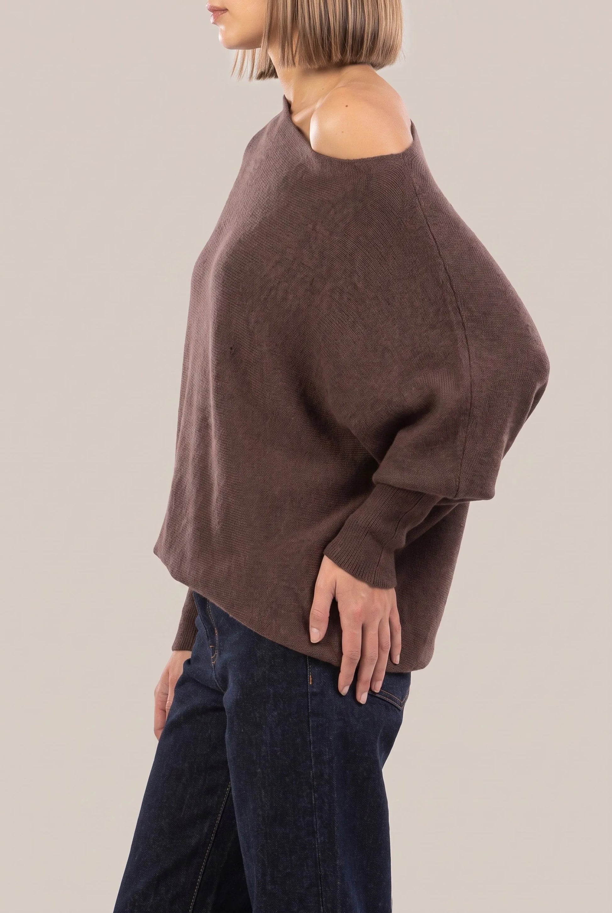 LoungeKnit | Asymetryczny Sweter Damski Oversize