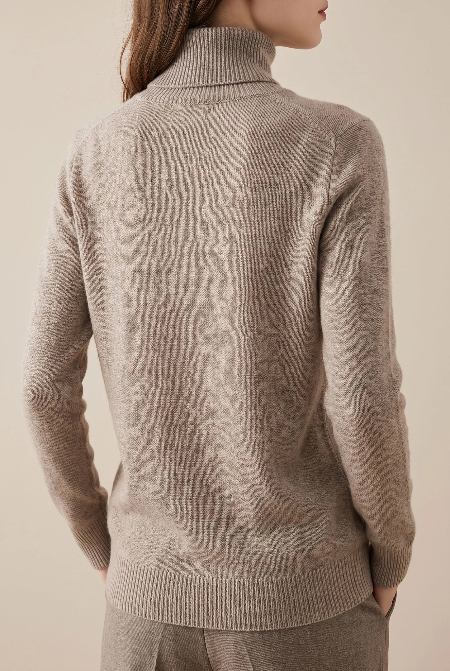 LuminaKnit | Damski Sweter Z Golfem
