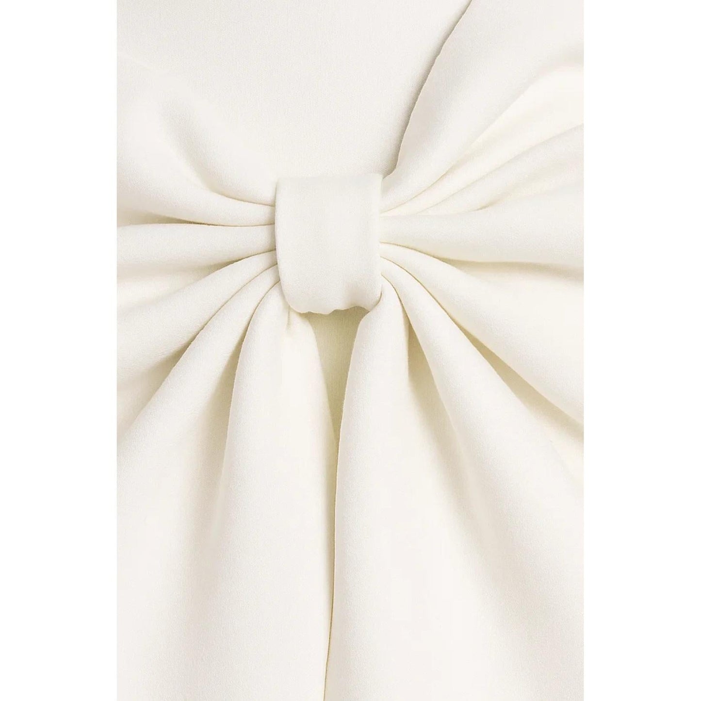 Amyra | Sukienka – figlarna elegancja