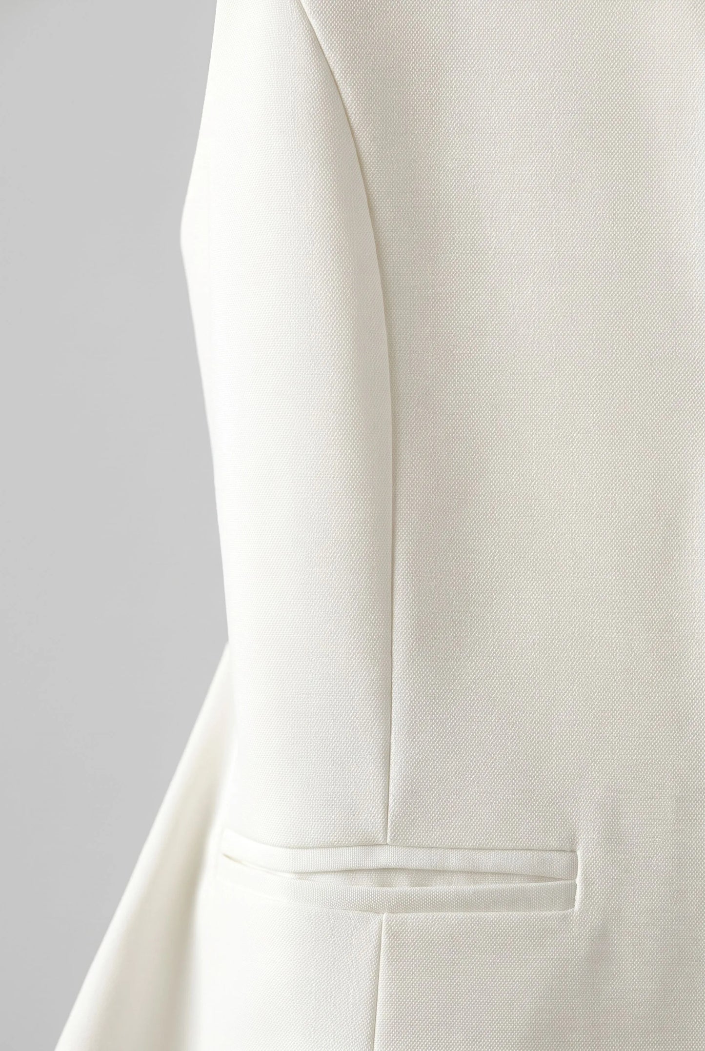 Vestira | Elegancka Taliowana Kamizelka Damska Do Stylizacji Biurowych