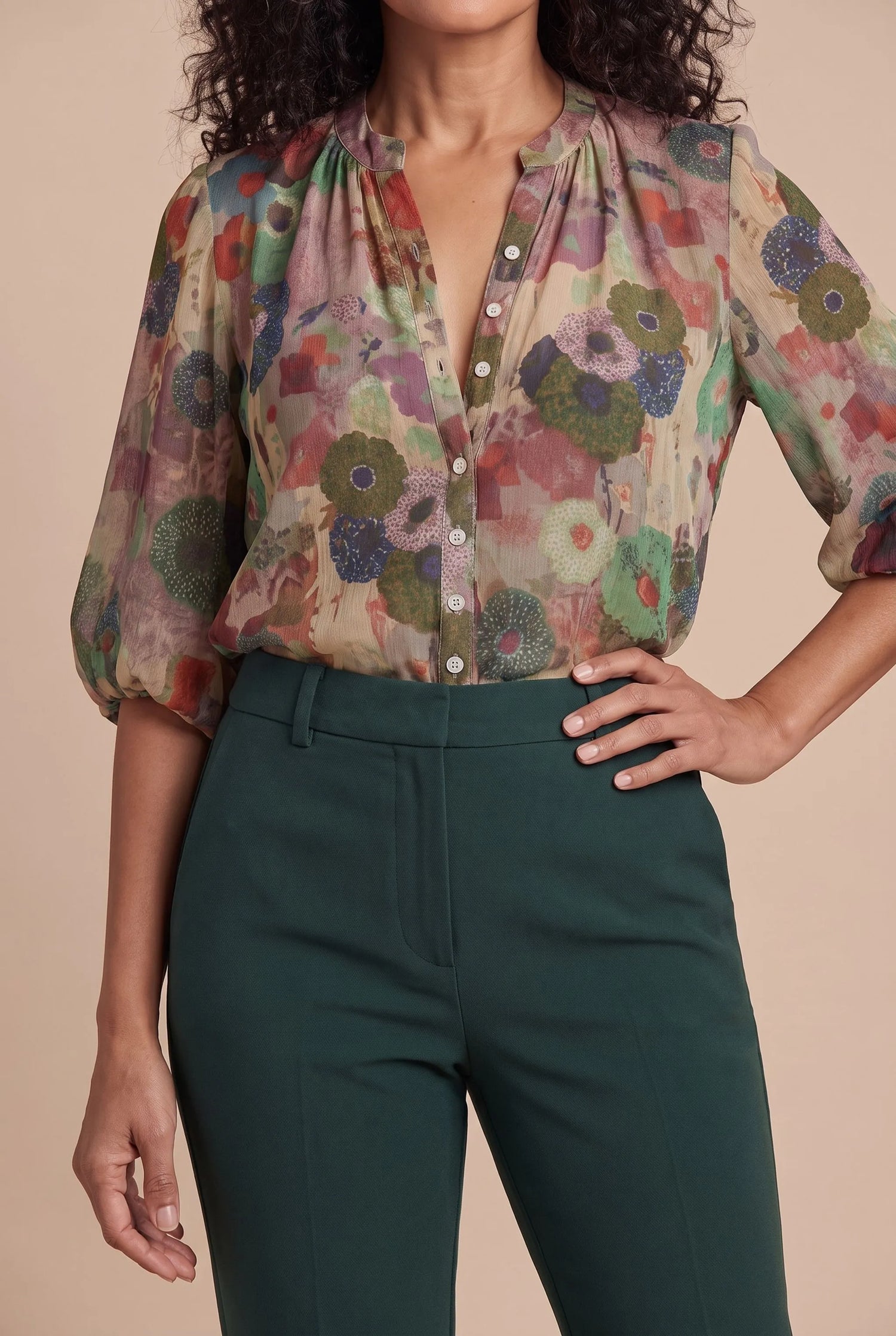 Viresca | Elegancka Bluzka Damska W Kwiatowy Wzór