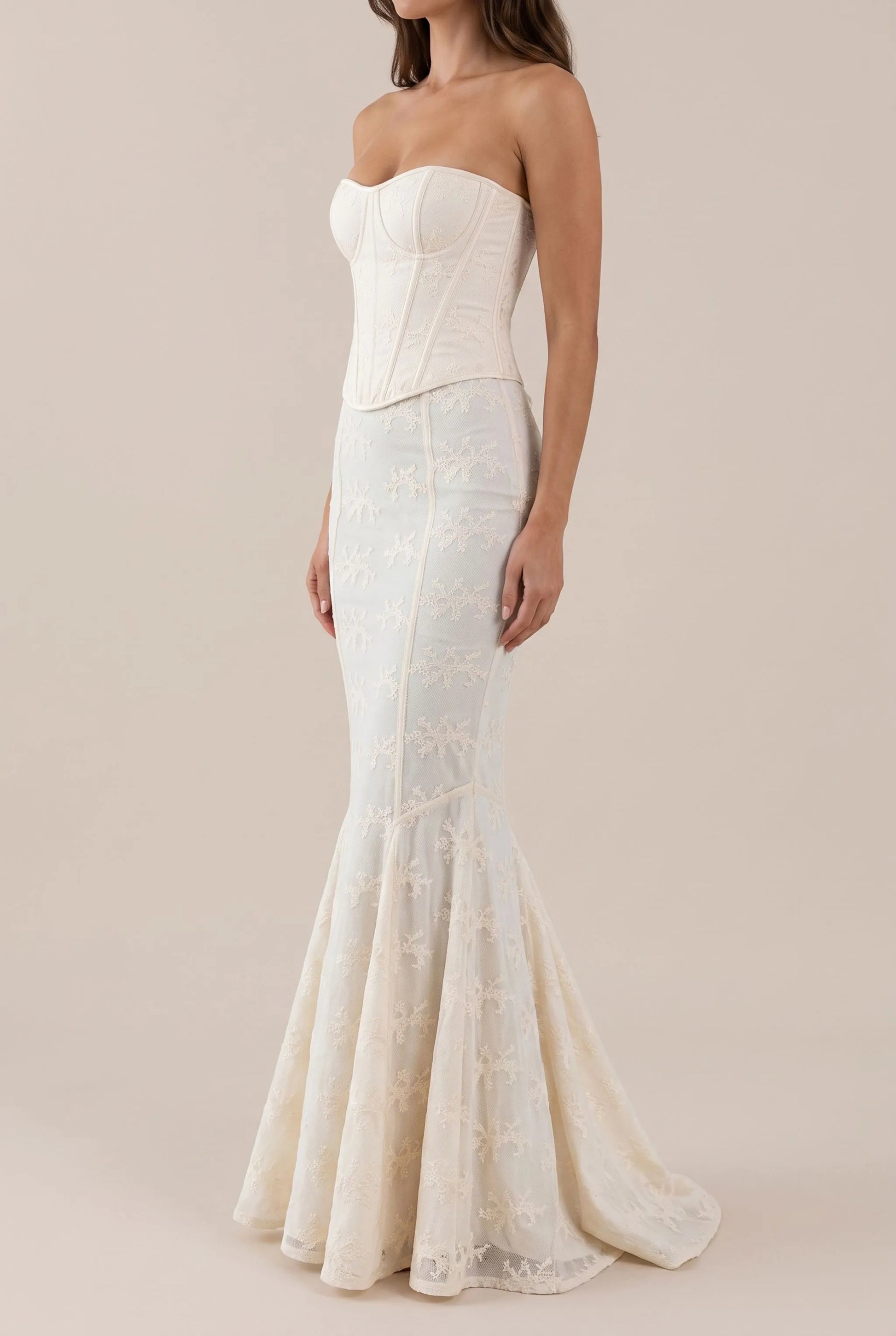 Zennor | Elegancka Długa Suknia Wieczorowa