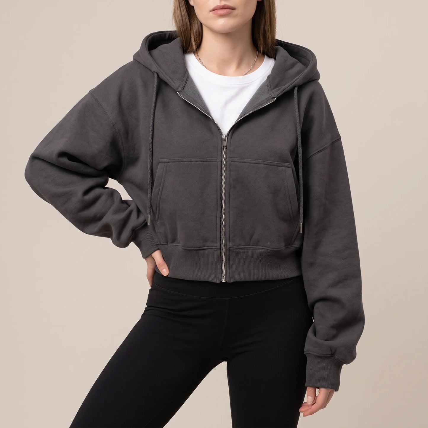 ZipNova | Krótka Bluza Z Kapturem
